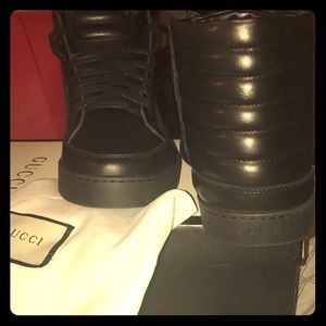 High top Gucci Shoe